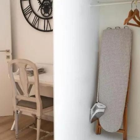12 Living Ancona