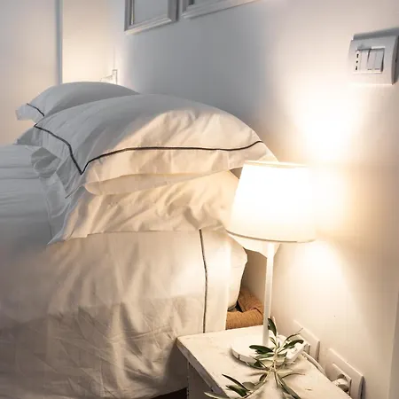 12 Living Appartement Ancona