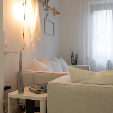 12 Living Appartement Ancona